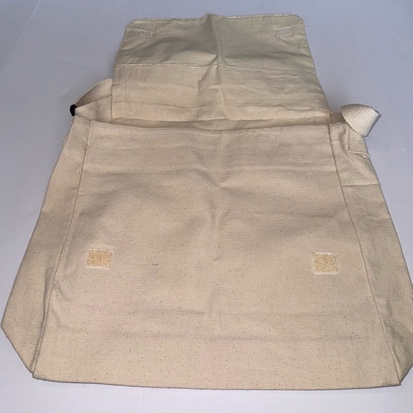 Luke Bryan Messanger bag tour of 2013 - Picture 4 of 8